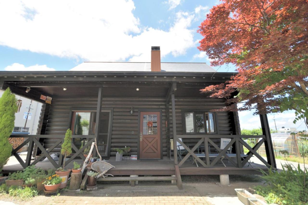 Carrefour Guesthouse カルフール ゲストハウス 富山市 エクステリア 写真